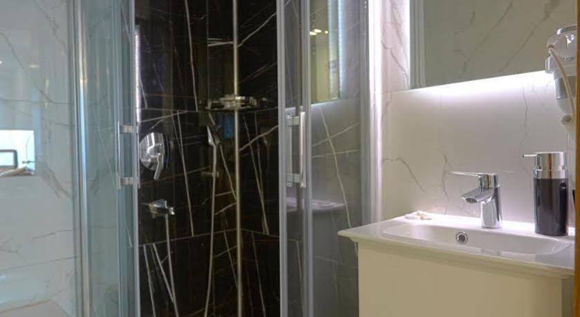 Kartal Palace Taksim Square Family Hotel Istanbul Luaran gambar